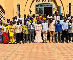 Lutte contre le paludisme au Burkina Faso : Journalistes et communicants à l'école de la recherche scientifique