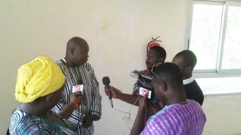 Dr_Edgar Traore face à la presse