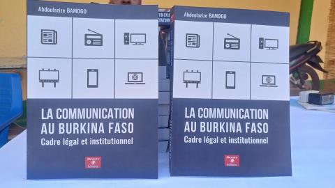 L'ouvrage est disponible à 12 000 F CFA