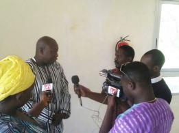 Dr_Edgar Traore face à la presse